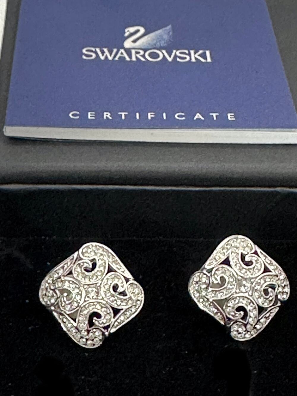 SWAROVSKI Swan Vintage Crystal Clip-On Earrings Signed w/ Tags & Certificate - Picture 1 of 7